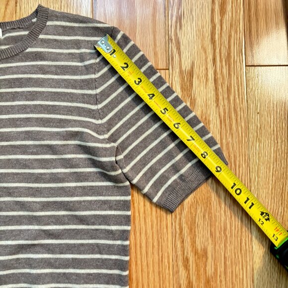 H&M | Grey & White Striped Short Sleeve Sweater | XS - Picture 7 of 8